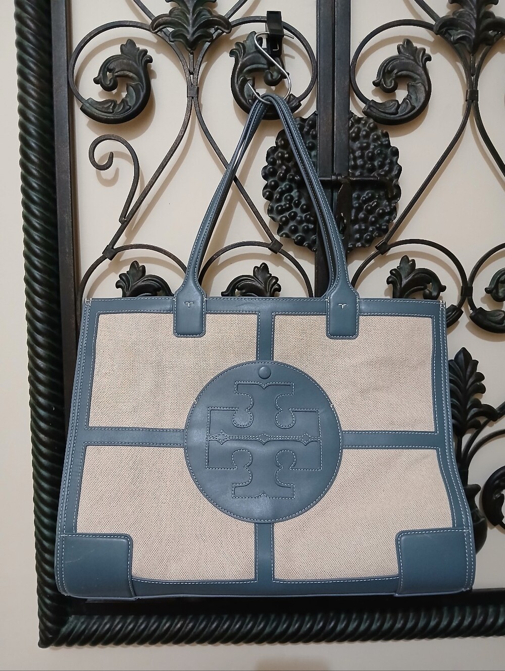 Tory Burch Large Canvas Quadrant Tote Lifestyle/Everyday Casual Tote Bag